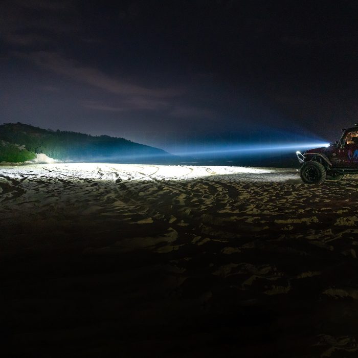 Laser TBS -19015 N-30- 32? Laser Light Bar follows in the footsteps of the legendary Toby's  Laser Driving Lights - Image 4